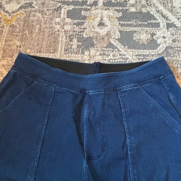 HALARA Deep Blue Cargo Jeans - Picture 4 of 8